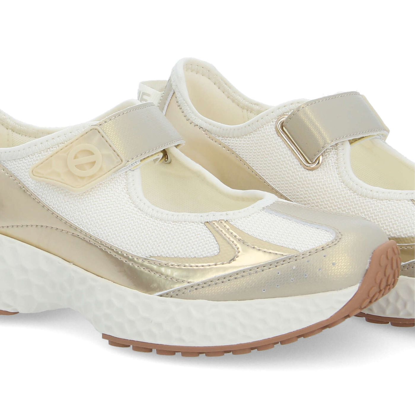 CARTER 2.0 BABIES W - KNIT/STAMP/MAT - OFF WHITE/GOLD